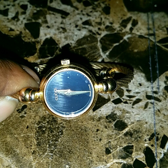 Gucci watch - Picture 4 of 4