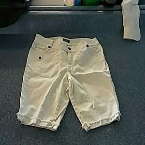 ALLEN B. WHITE SHORTS BY ALLEN SCHWARTS