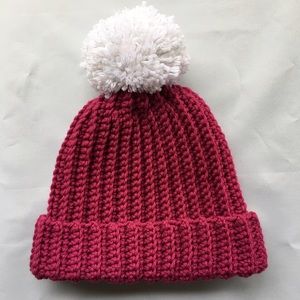 Crochet hat with pompom