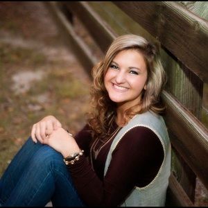 Meet your Posher, Savannah