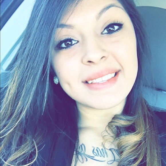 Meet your Posher, Crystal - Picture 1 of 1