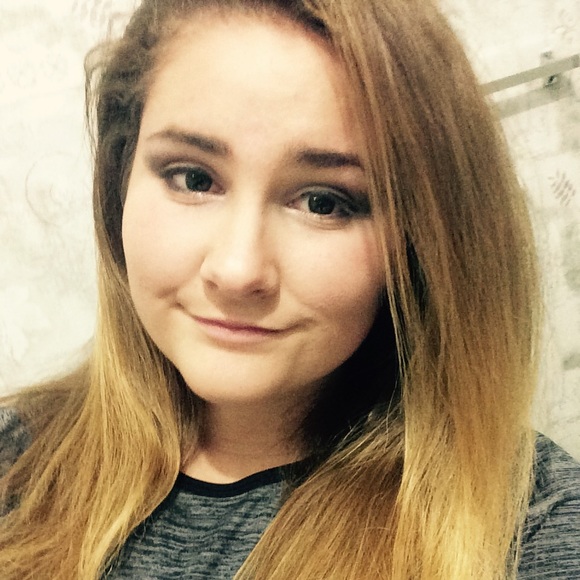 Meet your Posher, Hailey