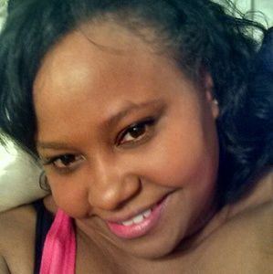 Meet your Posher, Lorinda