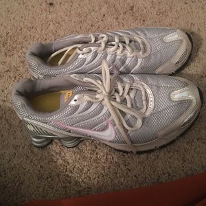 Nike shox