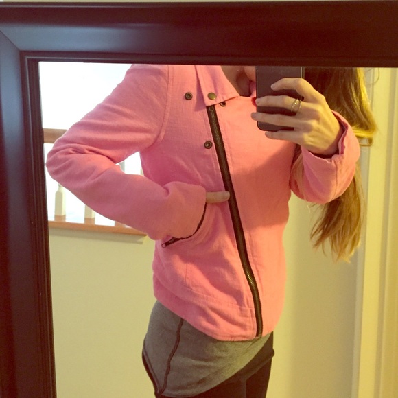 Sanctuary pink blazer/jacket with black zippers