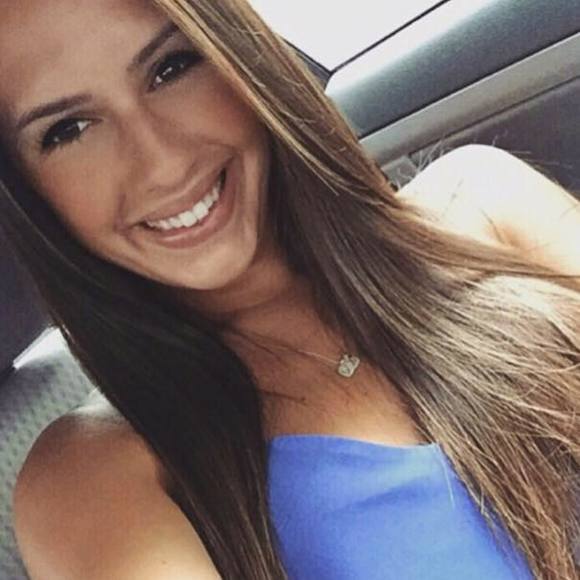 Meet your Posher, Kendra - Picture 1 of 1
