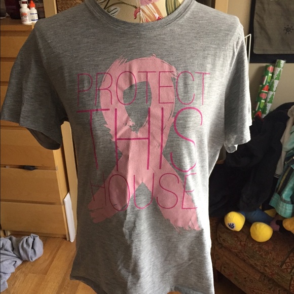 Under Armour T-Shirt