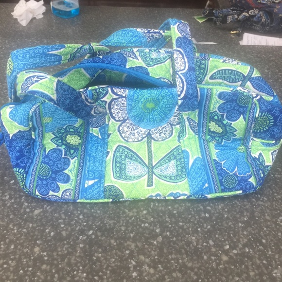 NWT 100 Handbag in Doodle Daisy Vera Bradley