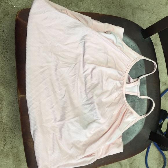 Lululemon tank