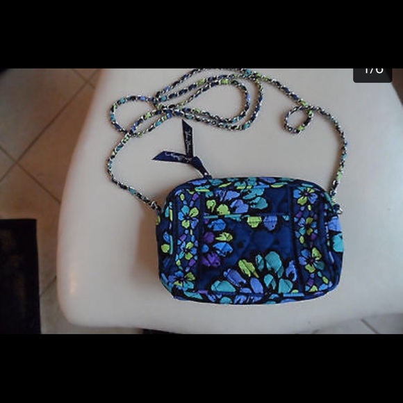 NWT mini chain bag by Vera Bradley in Indigo Pop