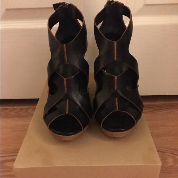 Cole Haan Wedges Size 10
