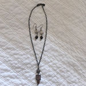 Silpada necklace and earrings set