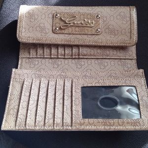 Guess wallet