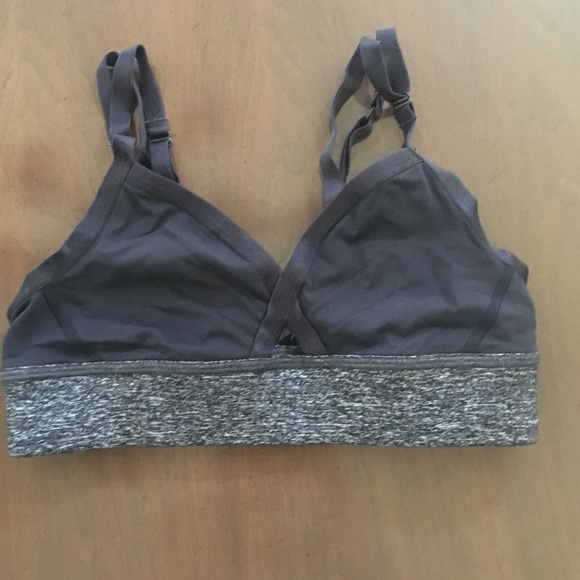 Lululemon black sports bra