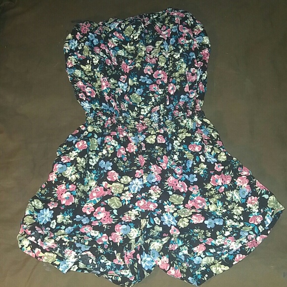 Romper/dress - Picture 1 of 1