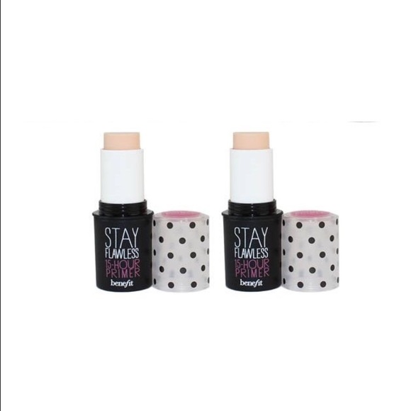 2 travel size.  benefit Stay Flawless Primer