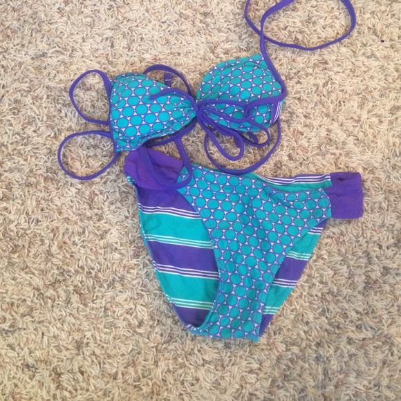 Swimming suit