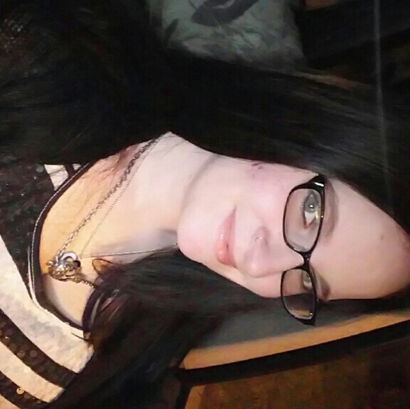 Meet your Posher, Samantha - Picture 1 of 1