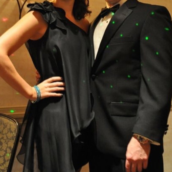 Jessica McClintock Black formal dress - Picture 1 of 3