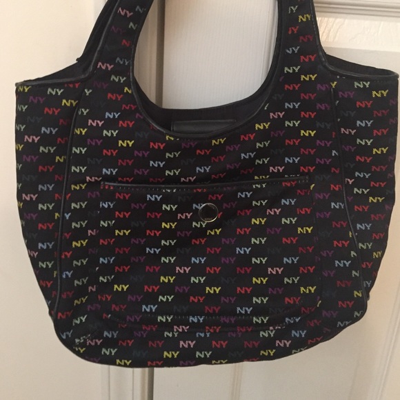 Adorable NY&C tote!