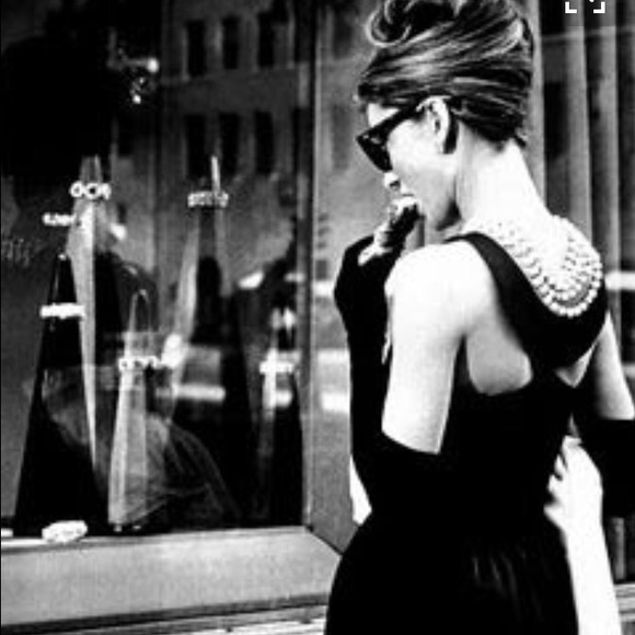 Meet your Posher, Shell - Picture 2 of 2