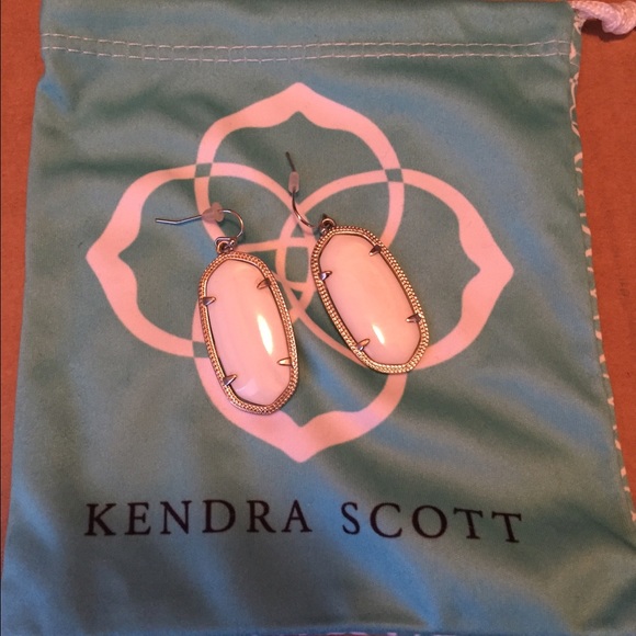 Kendra Scott Elle Silver Earrings