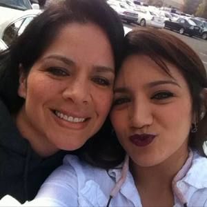 Meet your Posher, Monica