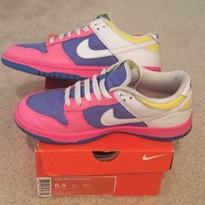 Womens Nike Dunk Low
