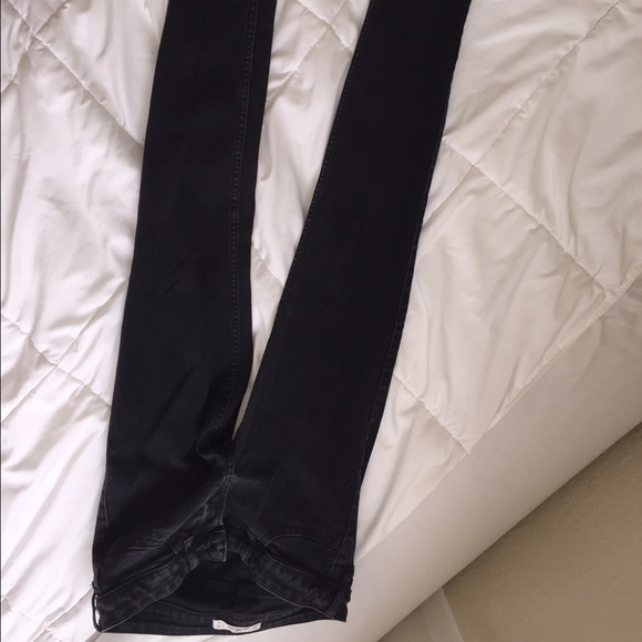 Black denim skinny jeans