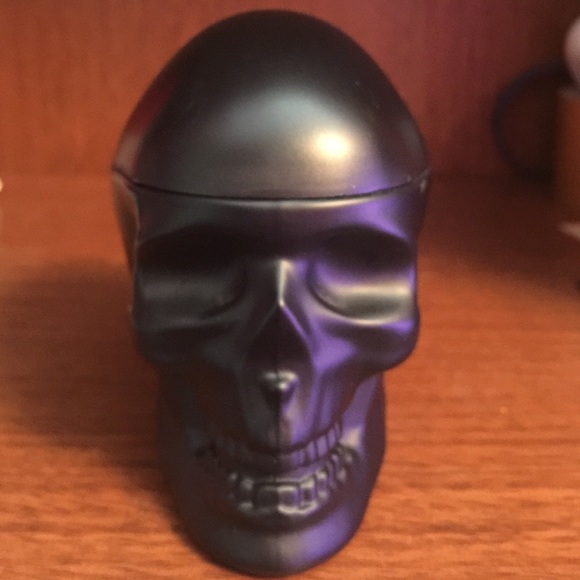 ed hardy red skull cologne