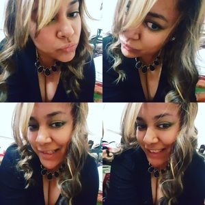 Meet your Posher, Leonela