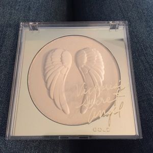 Victoria's Secret Fragrant Shimmer Powder & Brush