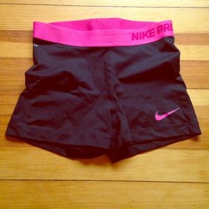 NIKE PRO black & hot pink women's shorts MEDIUM