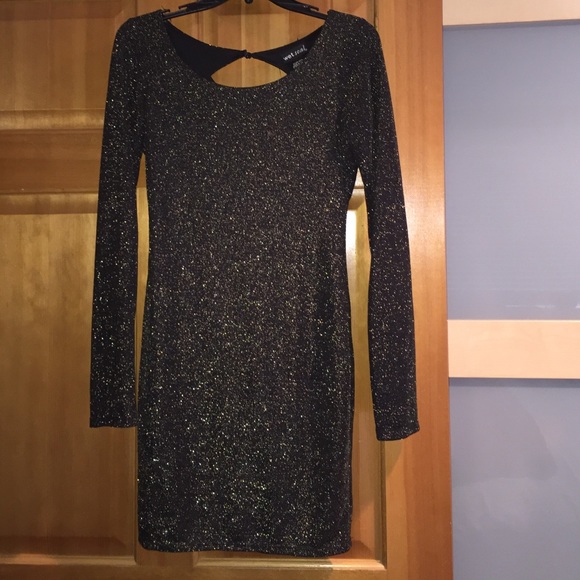 Black long sleeve dress