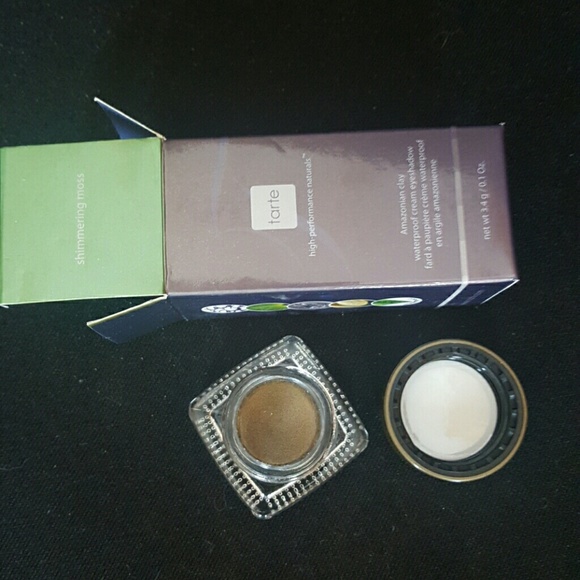 tarte Amazonian Clay waterproof eye shadow