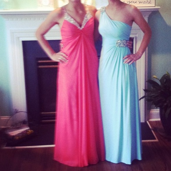 Coral prom dress- size 4