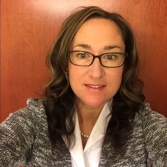 Meet your Posher, Rebecca