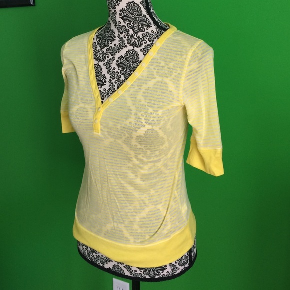 Old Navy stripped v neck henley. - Picture 3 of 3