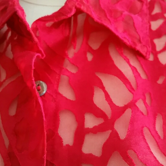 Top - Picture 2 of 2