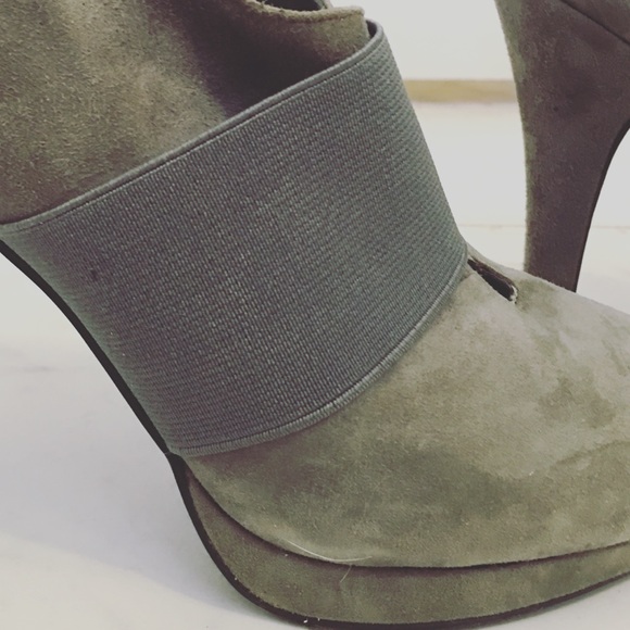 Brand New Grey Jessica Simpson booties - Picture 3 of 3