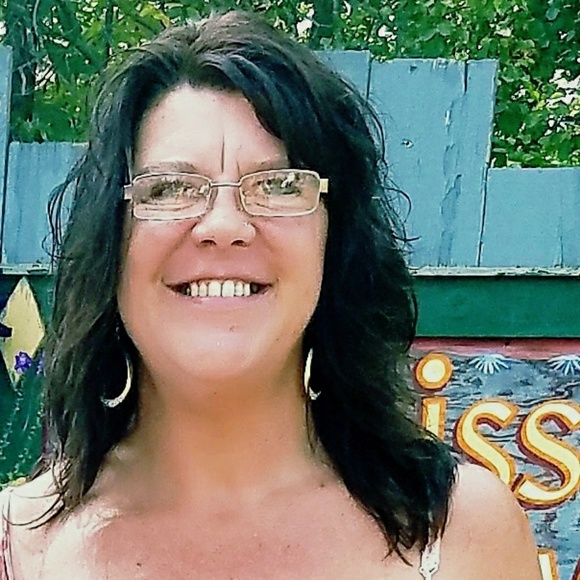 Meet your Posher, Kelly - Picture 1 of 1