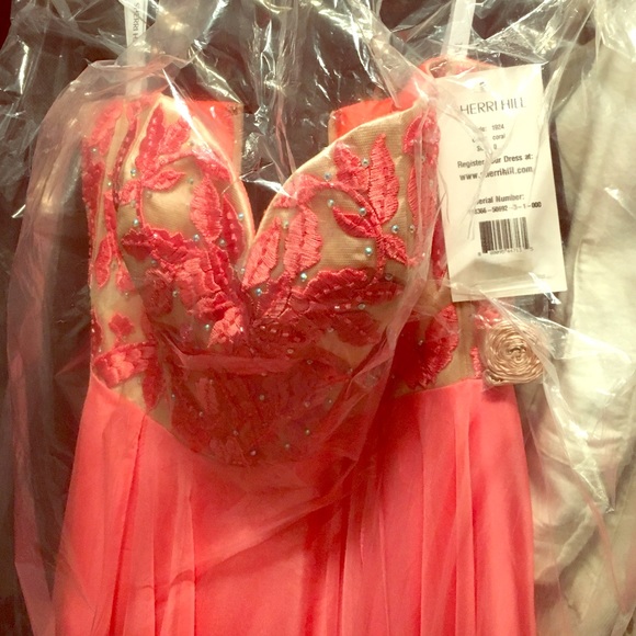 Sherri Hill prom pageant dress - Picture 2 of 4