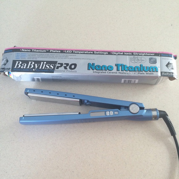 BABYLISS PRO NANO TITANIUM STRAIGHTENER