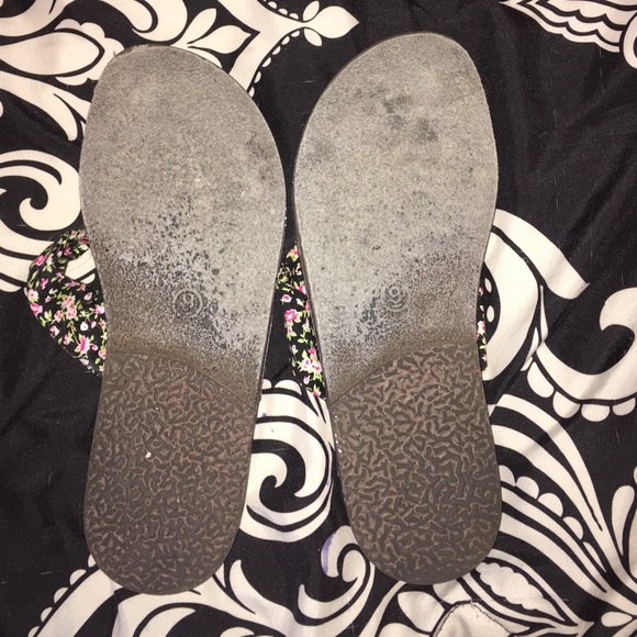 SOLD - Picture 3 of 3