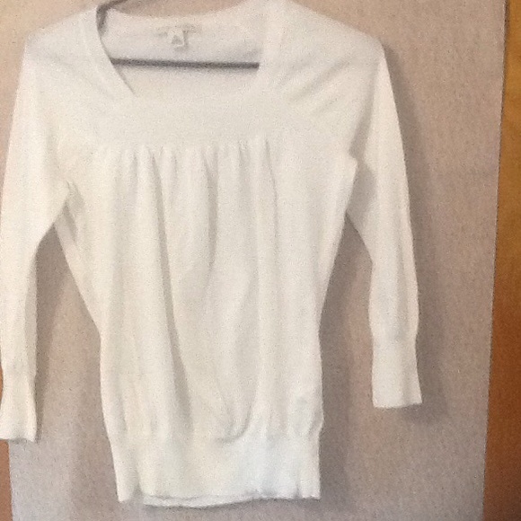 Banana Republic Nice sweater. Just dry cleaned! - Picture 1 of 1