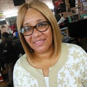 Meet your Posher, Deidre