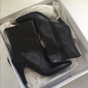 Black Nine West boots