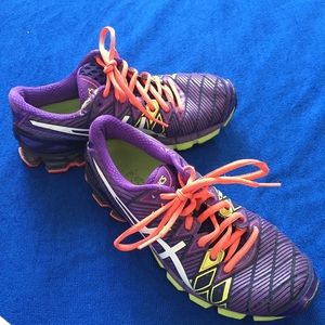 asics Gel-Kinsei running shoes