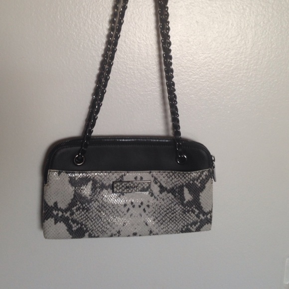 Purse - Picture 3 of 3