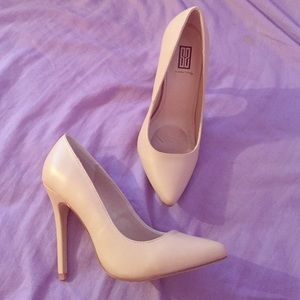 Never Used Nude Heels